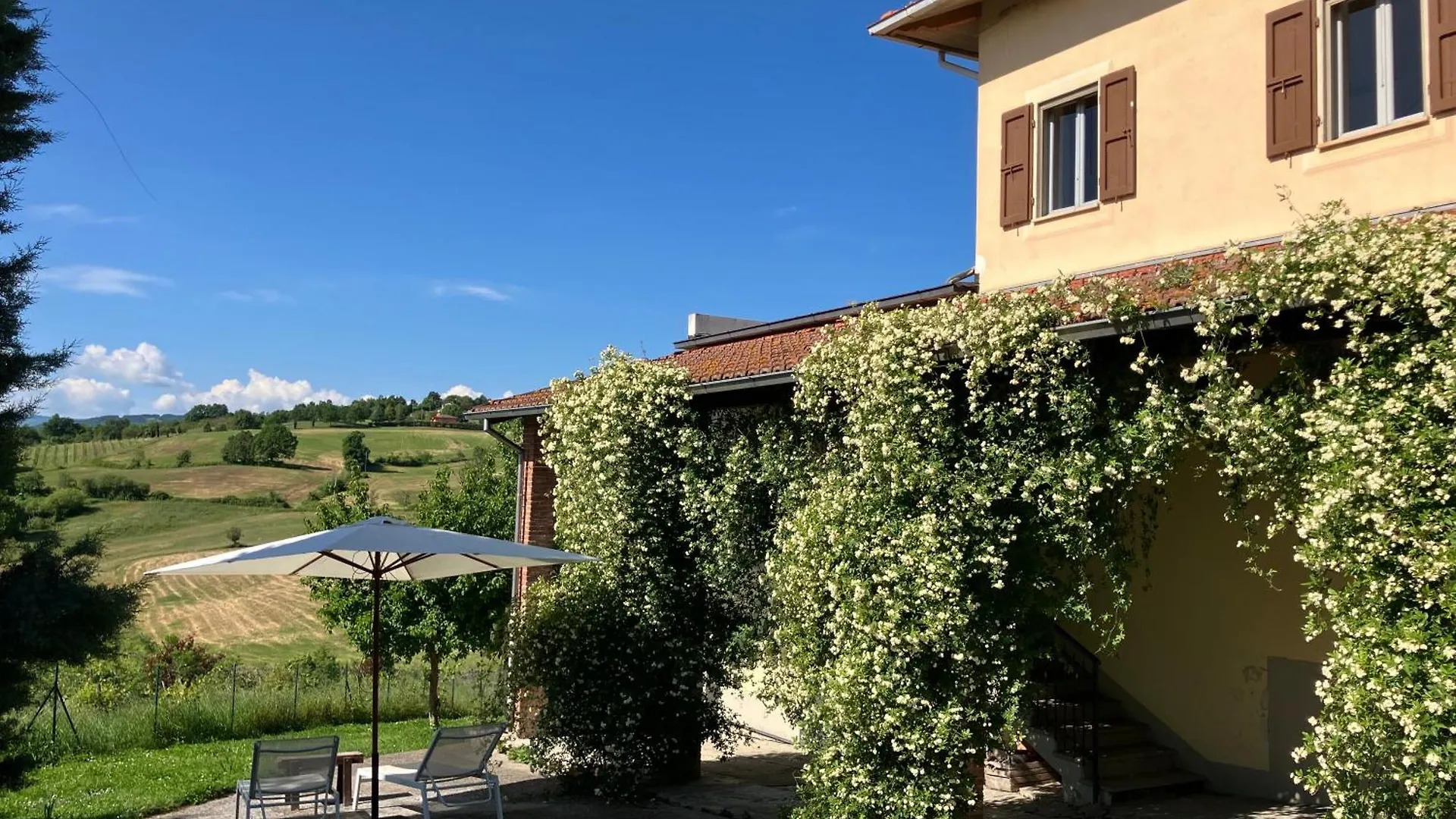 Torrechiara Countryside Home איטליה